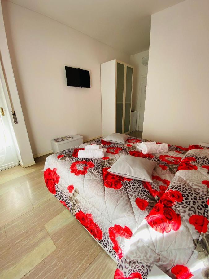 Katrin Luxury Hotell Verona Exteriör bild